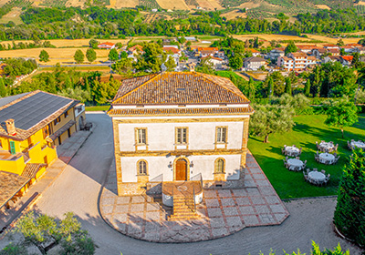 agriturismo con piscina abruzzo